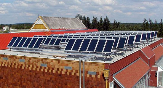 Soalr Panel on Flat Roof 