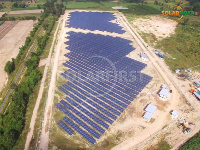Usina de energia solar terrestre de 7 MWp no Japão