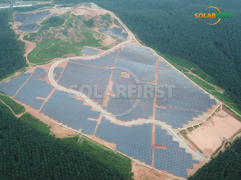 Usina de energia solar fotovoltaica terrestre de 36 MWp na Malásia