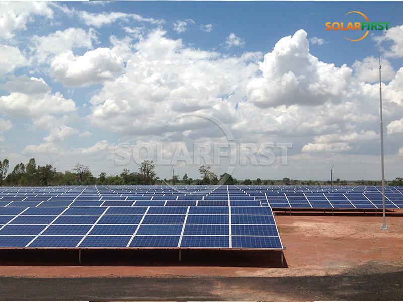 Usina de energia solar fotovoltaica terrestre de 36 MWp na Malásia