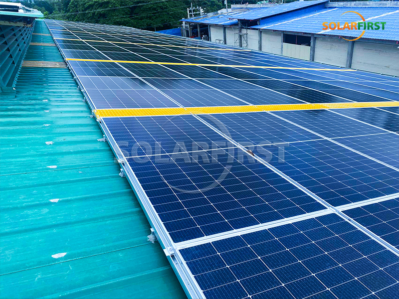 Solução de sistema fotovoltaico de 440 kWp nas Filipinas