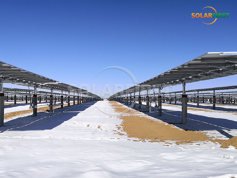 Solução de rastreamento plano de eixo único de 20 MWp na China