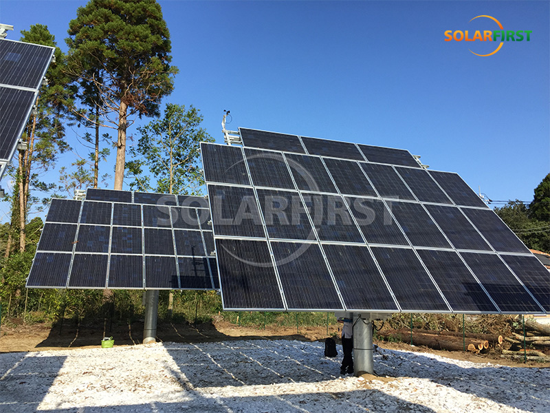 Solução de rastreamento de eixo duplo de 230 kWp no Japão