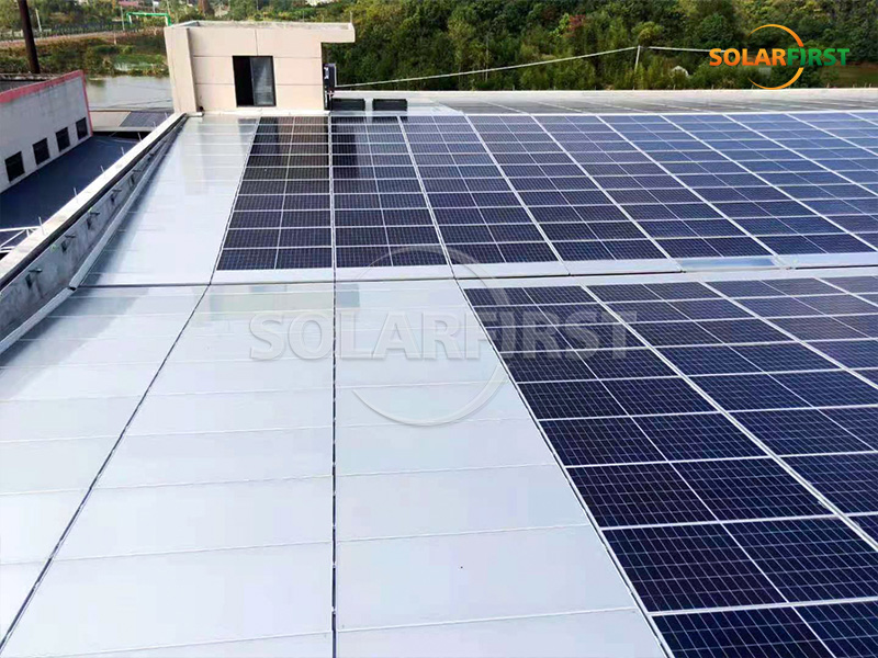 Solução de telhado BIPV de 2,2 MWp na China