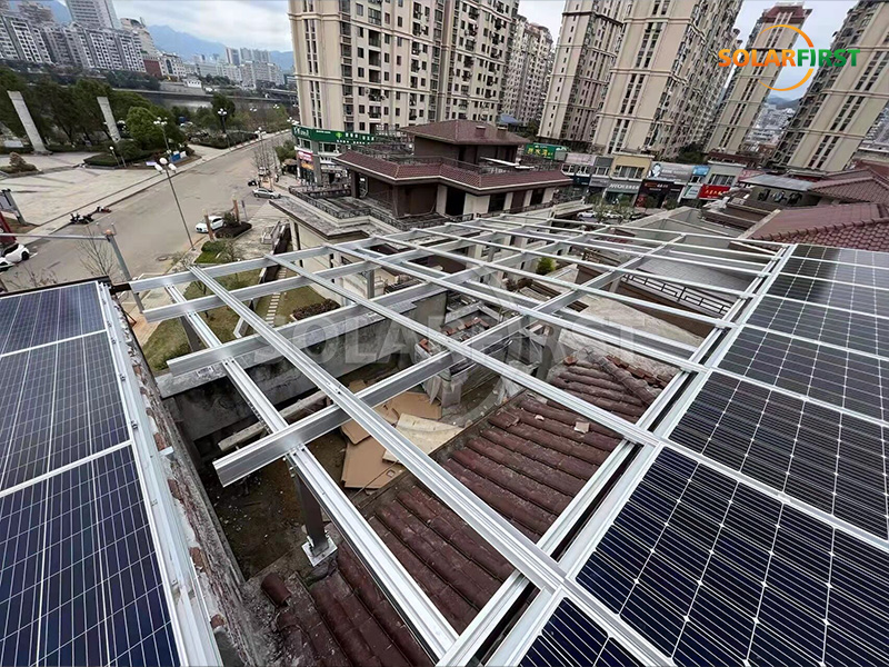 Solução de telhado fotovoltaico integrado ao edifício (BIPV) com energia solar na China