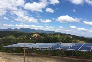 48.9 MWp C-Pilha Solar do Solo Montagem do Projeto, na Malásia, em 2020