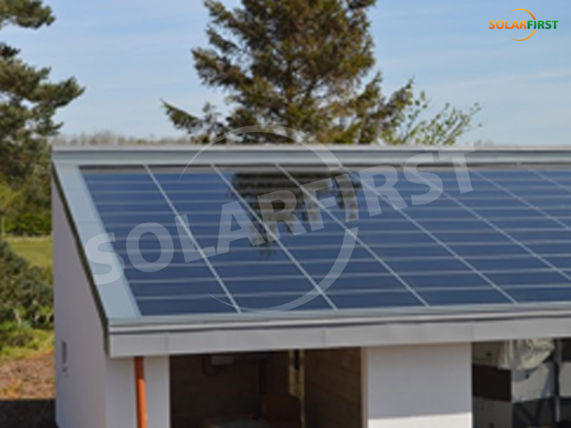 Projeto BIPV de telhado transparente para Donington Park Farmhouse Hotel, Midland, Reino Unido
